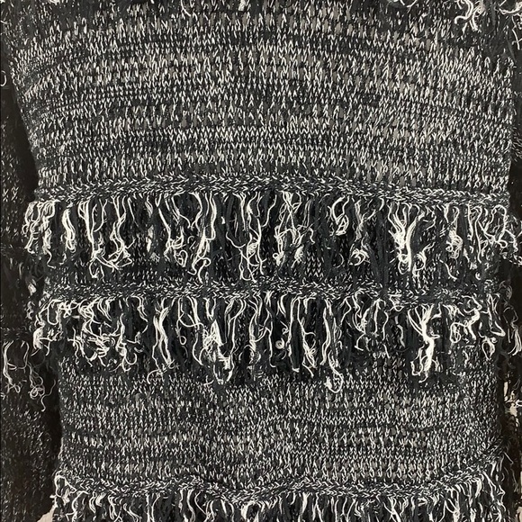 Knox Rose knit cardigan with accent fringe - Picture 4 of 5